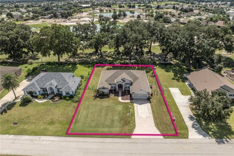 Villa ou maison à vendre à Wildwood, Floride: 3 chambres, 198.44 m2 № 2420152 - photo 2