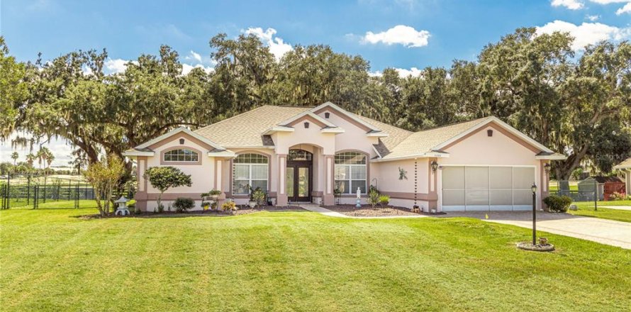 Villa ou maison à Wildwood, Floride 3 chambres, 198.44 m2 № 2420152
