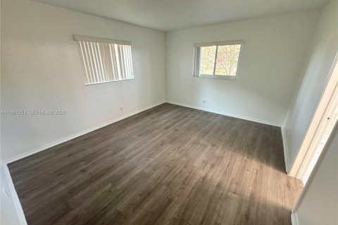 Casa en alquiler en Coral Springs, Florida, 3 dormitorios, 125.42 m2 № 2023234 - foto 6