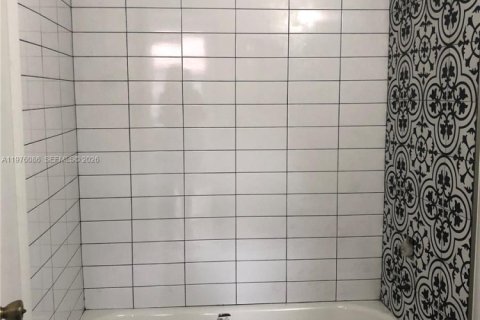 Apartment in Sunrise, Florida 1 bedroom, 51.1 sq.m. № 2040672 - photo 10