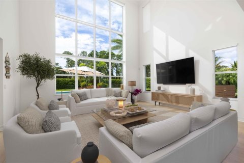 House in Jupiter, Florida 5 bedrooms, 536.32 sq.m. № 2190265 - photo 12