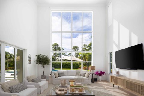 House in Jupiter, Florida 5 bedrooms, 536.32 sq.m. № 2190265 - photo 11