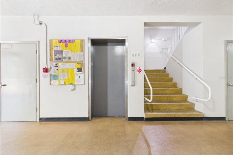 Купить кондоминиум в Клируотер, Флорида 6 комнат, 102.19м2, № 2097571 - фото 22