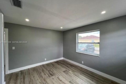 Villa ou maison à louer à Lauderhill, Floride: 2 chambres, 86.96 m2 № 1985995 - photo 18