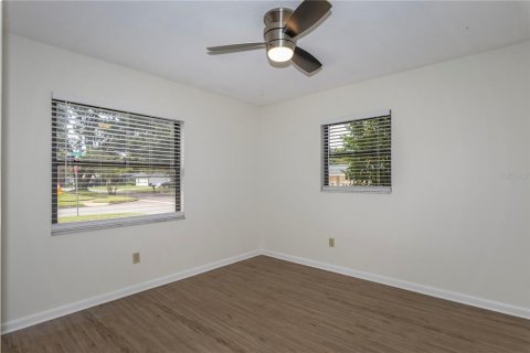 Villa ou maison à louer à Winter Park, Floride: 3 chambres, 120.31 m2 № 2430878 - photo 21