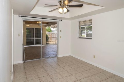 Villa ou maison à louer à Winter Park, Floride: 3 chambres, 120.31 m2 № 2430878 - photo 10