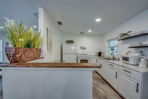 Casa en venta en Punta Gorda, Florida, 2 dormitorios, 107.67 m2 № 1852652 - foto 7