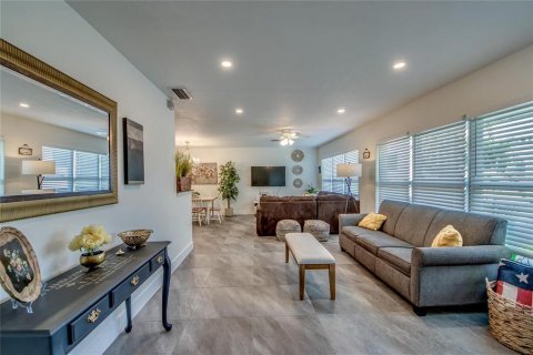 Casa en venta en Punta Gorda, Florida, 2 dormitorios, 107.67 m2 № 1852652 - foto 12