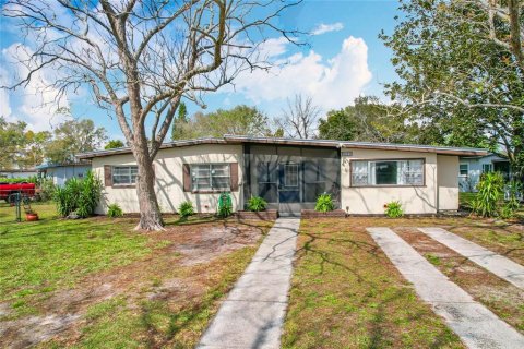 House in Lakeland, Florida 3 bedrooms, 138.42 sq.m. № 1516975 - photo 2