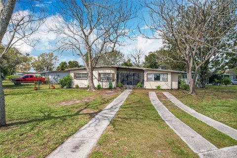 House in Lakeland, Florida 3 bedrooms, 138.42 sq.m. № 1516975 - photo 4