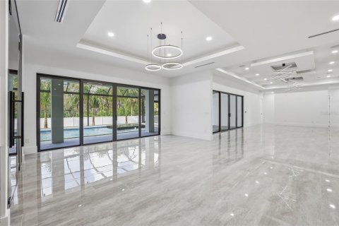 Villa ou maison à vendre à Tampa, Floride: 4 chambres, 394.46 m2 № 2144267 - photo 19