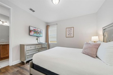 Casa en venta en Kissimmee, Florida, 5 dormitorios, 238.76 m2 № 1901839 - foto 27