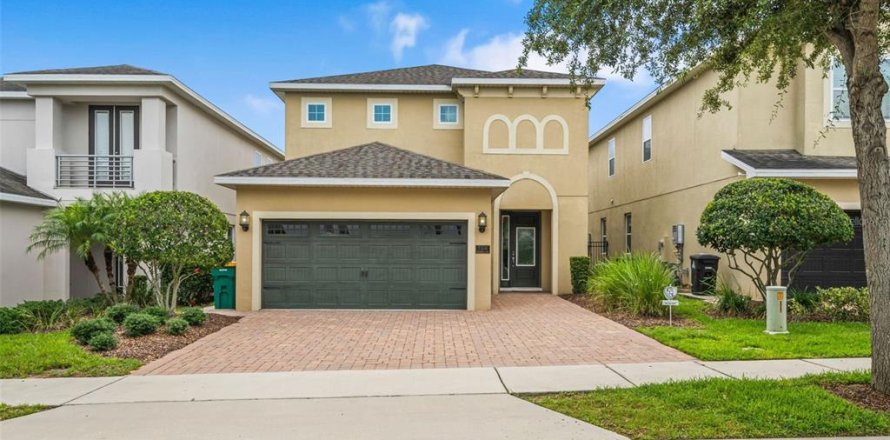 Casa en Kissimmee, Florida 5 dormitorios, 238.76 m2 № 1901839