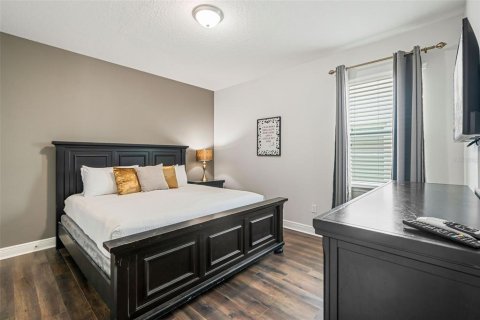 Casa en venta en Kissimmee, Florida, 5 dormitorios, 238.76 m2 № 1901839 - foto 10