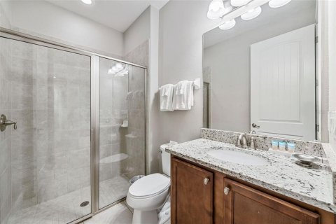 Casa en venta en Kissimmee, Florida, 5 dormitorios, 238.76 m2 № 1901839 - foto 13
