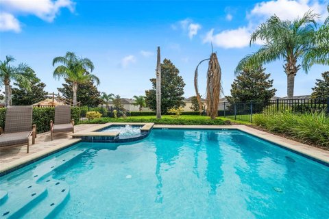 Casa en venta en Kissimmee, Florida, 5 dormitorios, 238.76 m2 № 1901839 - foto 2