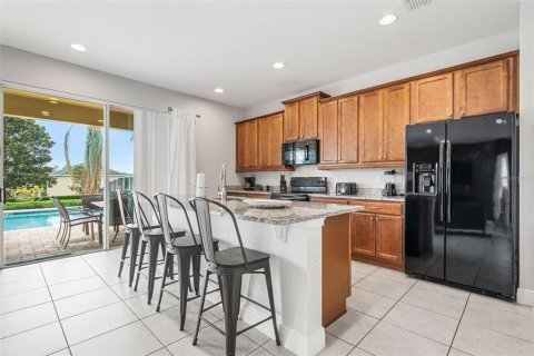 Casa en venta en Kissimmee, Florida, 5 dormitorios, 238.76 m2 № 1901839 - foto 22