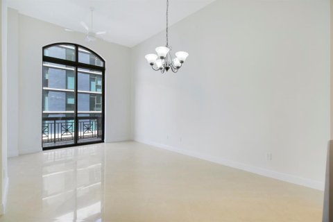 Condo in West Palm Beach, Florida, 1 bedroom № 2086304 - photo 9