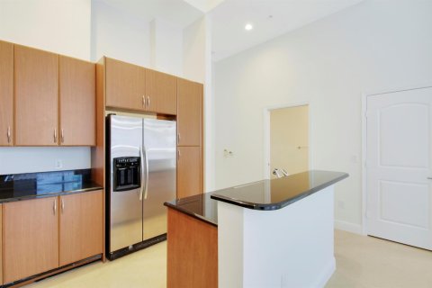 Condo in West Palm Beach, Florida, 1 bedroom № 2086304 - photo 6