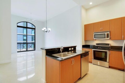 Condo in West Palm Beach, Florida, 1 bedroom № 2086304 - photo 2