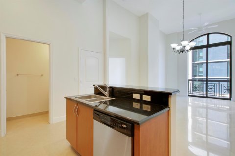 Condo in West Palm Beach, Florida, 1 bedroom № 2086304 - photo 7
