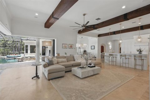 House in Orlando, Florida 5 bedrooms, 625.23 sq.m. № 1666983 - photo 22