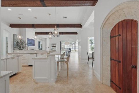 House in Orlando, Florida 5 bedrooms, 625.23 sq.m. № 1666983 - photo 10