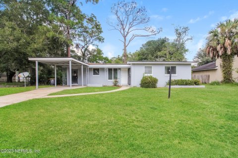 House in Jacksonville, Florida 3 bedrooms, 100.06 sq.m. № 774326 - photo 1