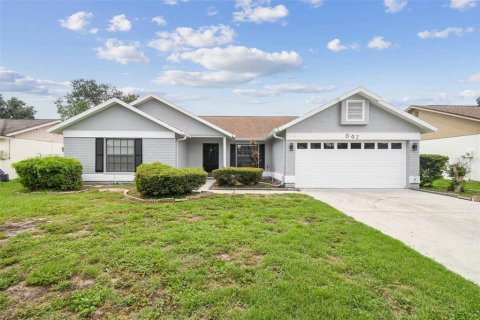 Casa en venta en Brandon, Florida, 3 dormitorios, 164.99 m2 № 1884943 - foto 1