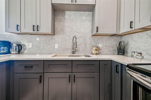 Casa en venta en Brandon, Florida, 3 dormitorios, 164.99 m2 № 1884943 - foto 28