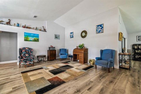 Casa en venta en Brandon, Florida, 3 dormitorios, 164.99 m2 № 1884943 - foto 21