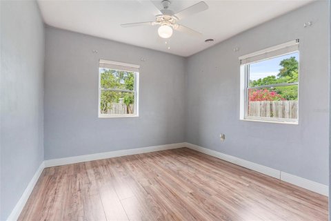 Casa en venta en Eustis, Florida, 3 dormitorios, 189.61 m2 № 1769931 - foto 29