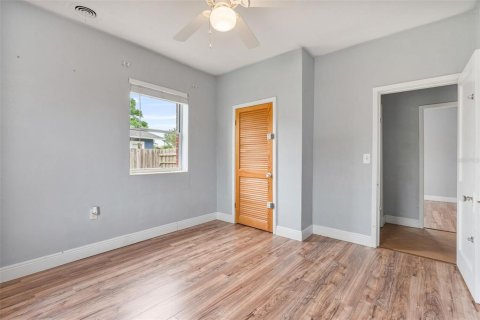 Casa en venta en Eustis, Florida, 3 dormitorios, 189.61 m2 № 1769931 - foto 30