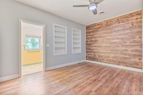 Casa en venta en Eustis, Florida, 3 dormitorios, 189.61 m2 № 1769931 - foto 24