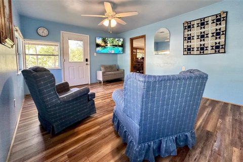 Casa en venta en Fort White, Florida, 2 dormitorios, 96.25 m2 № 1913721 - foto 10