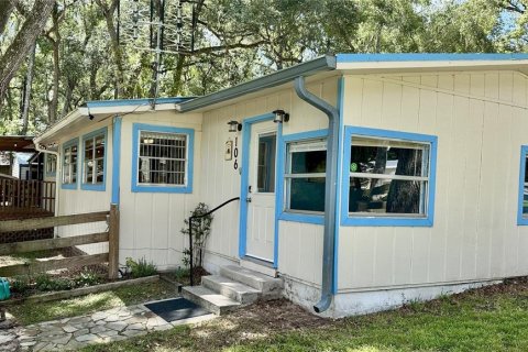 House in Fort White, Florida 2 bedrooms, 96.25 sq.m. № 1913721 - photo 2