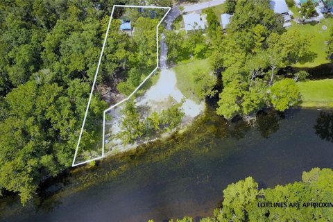 Casa en venta en Fort White, Florida, 2 dormitorios, 96.25 m2 № 1913721 - foto 1