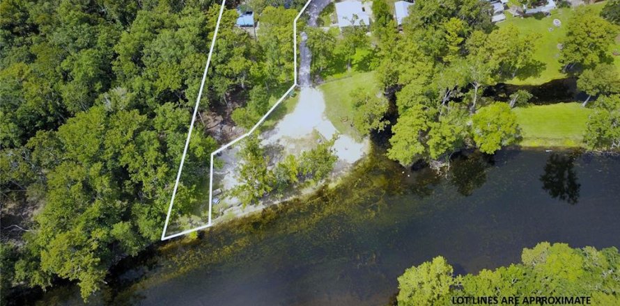 Casa en Fort White, Florida 2 dormitorios, 96.25 m2 № 1913721