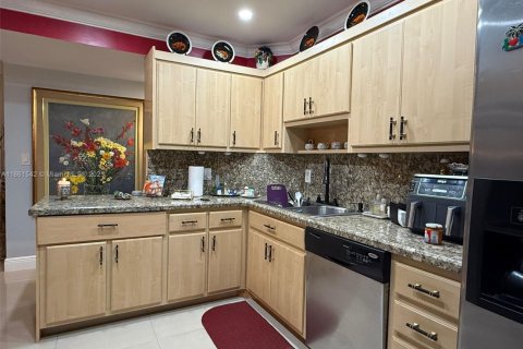 Condo in Hollywood, Florida, 2 bedrooms  № 1892414 - photo 5