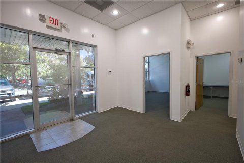 Propiedad comercial en venta en Orlando, Florida, 212.37 m2 № 2126423 - foto 6