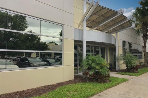 Propiedad comercial en venta en Orlando, Florida, 212.37 m2 № 2126423 - foto 4