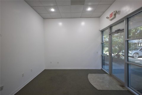 Propiedad comercial en venta en Orlando, Florida, 212.37 m2 № 2126423 - foto 7