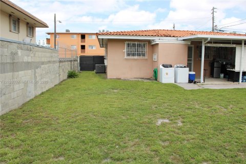 Propiedad comercial en venta en Miami, Florida, 163.32 m2 № 2153952 - foto 27