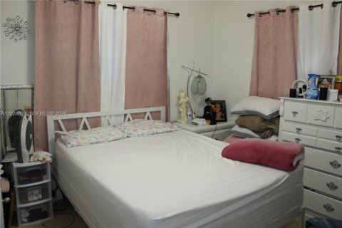 Propiedad comercial en venta en Miami, Florida, 163.32 m2 № 2153952 - foto 17