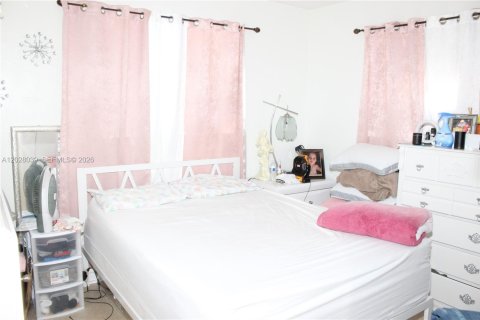 Propiedad comercial en venta en Miami, Florida, 163.32 m2 № 2153952 - foto 15