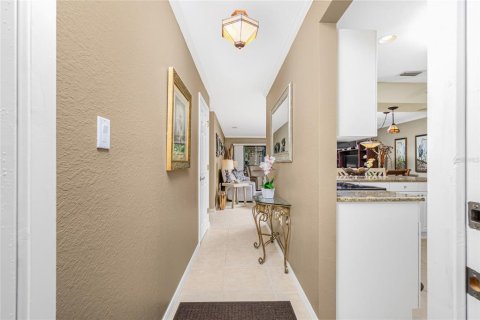 Copropriété à vendre à Punta Gorda, Floride: 2 chambres, 131.18 m2 № 2330729 - photo 5