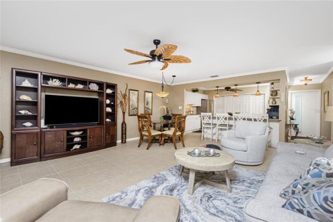 Copropriété à vendre à Punta Gorda, Floride: 2 chambres, 131.18 m2 № 2330729 - photo 10