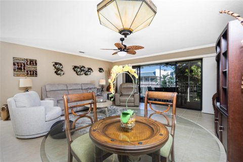 Copropriété à vendre à Punta Gorda, Floride: 2 chambres, 131.18 m2 № 2330729 - photo 13