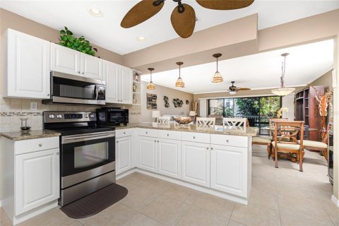 Copropriété à vendre à Punta Gorda, Floride: 2 chambres, 131.18 m2 № 2330729 - photo 18