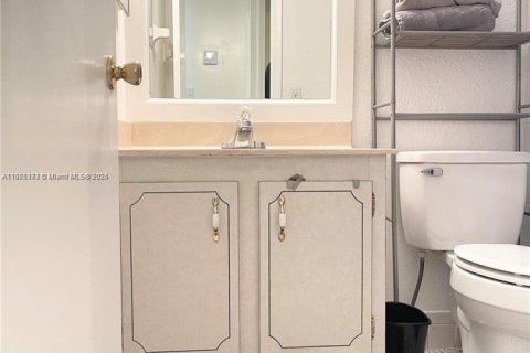 Купить кондоминиум в Тамарак, Флорида 2 спальни, 81.75м2, № 1741360 - фото 8